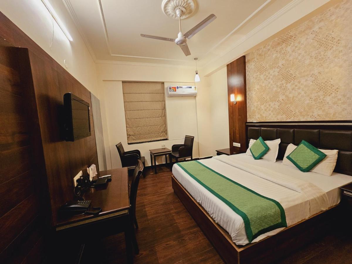 Hotel Prime Safari Jaipur Bagian luar foto