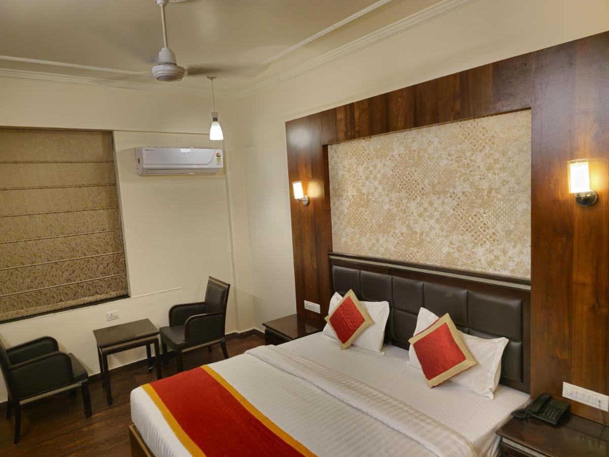 Hotel Prime Safari Jaipur Bagian luar foto