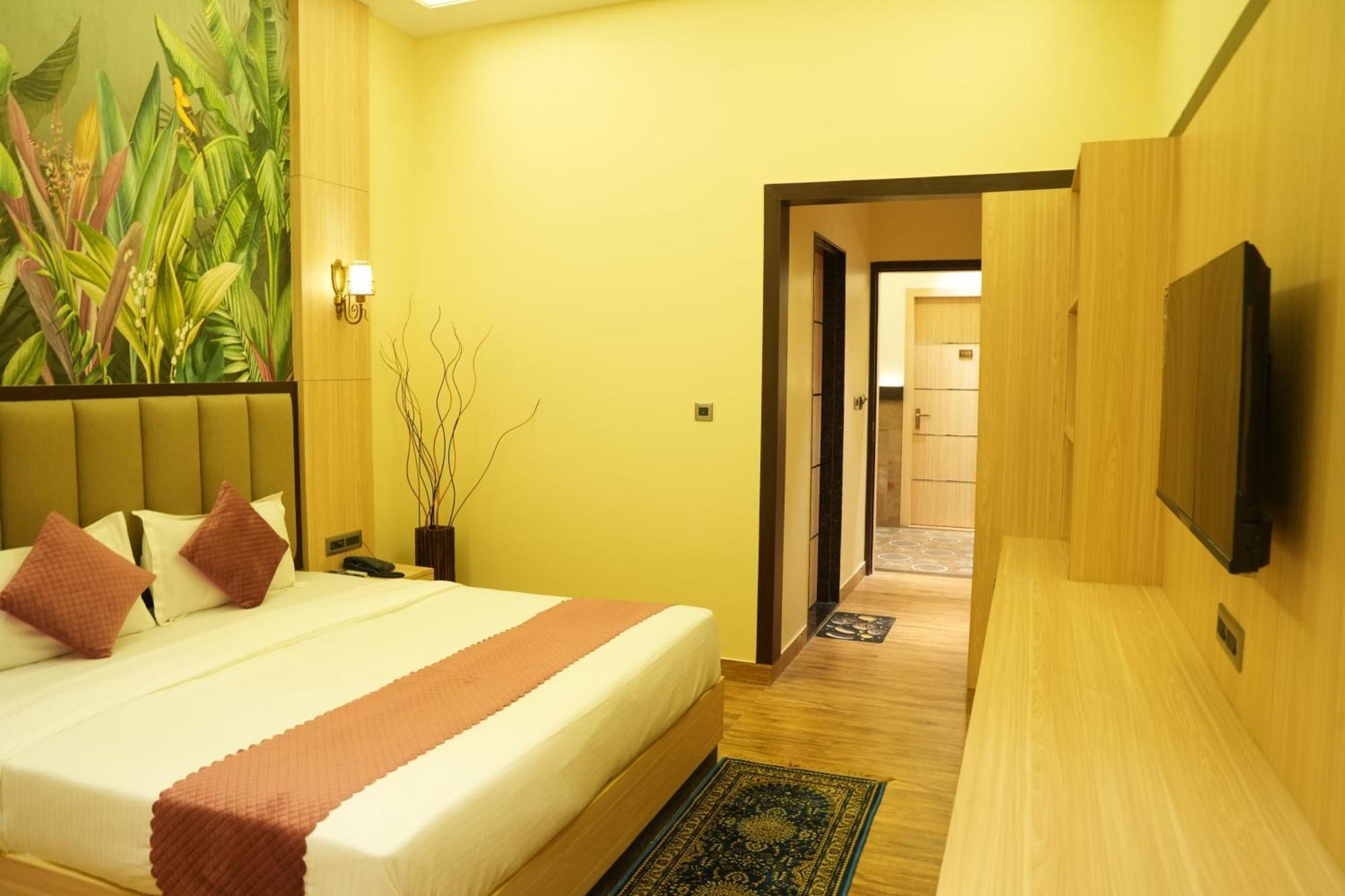 Hotel Prime Safari Jaipur Bagian luar foto